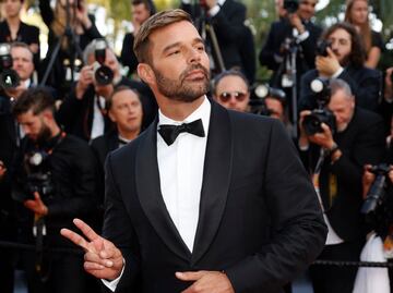Ricky Martin dice que su padre lo animó a "salir del clóset"; ¿Vas a enseñar a tus hijos a mentir"