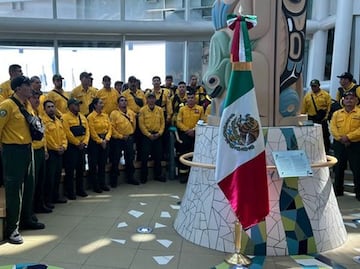 México responde a Canadá: Envía un centenar de bomberos para combatir los incendios forestales
