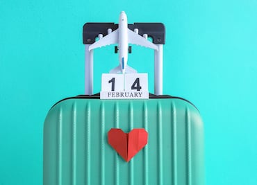 Regalos de San Valentín permitidos y prohibidos en el equipaje de avión