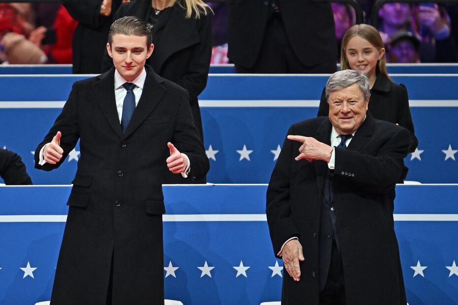 Viktor Knavs y Barron Trump. Foto: ANGELA WEISS / AFP / EFE