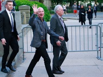 Jeff Bezos, fundador de Amazon, asegura que regalará la mayor parte de su riqueza