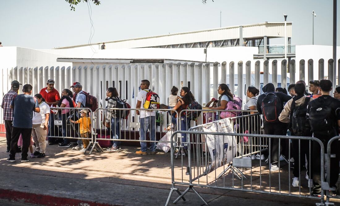 Trump planea grandes centros de detención para inmigrantes ilegales previo a su expulsión. Foto: EFE