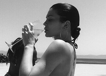 Kylie Jenner disfruta vacaciones en bikini con Travis Scott