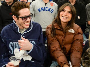 Sonrientes y enamorados, Emily Ratajkowski y Pete Davidson confirman romance