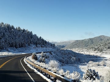¿Quién dice que no hay nieve en Arizona? Disfruta sus resorts de esquí