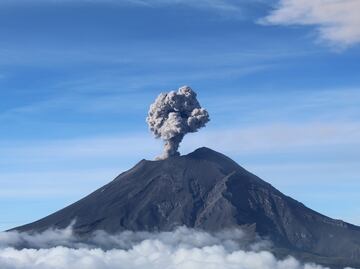 Volcán Popocatépetl, “la montaña que humea”, el más vigilado de México