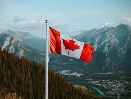 Hay vacantes para mexicanos en Canadá: Ofrecen $59,700 al cumplir estos requisitos