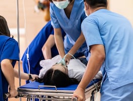 Amputan brazos y piernas a mujer por infección que contrajo al comer pescado en California