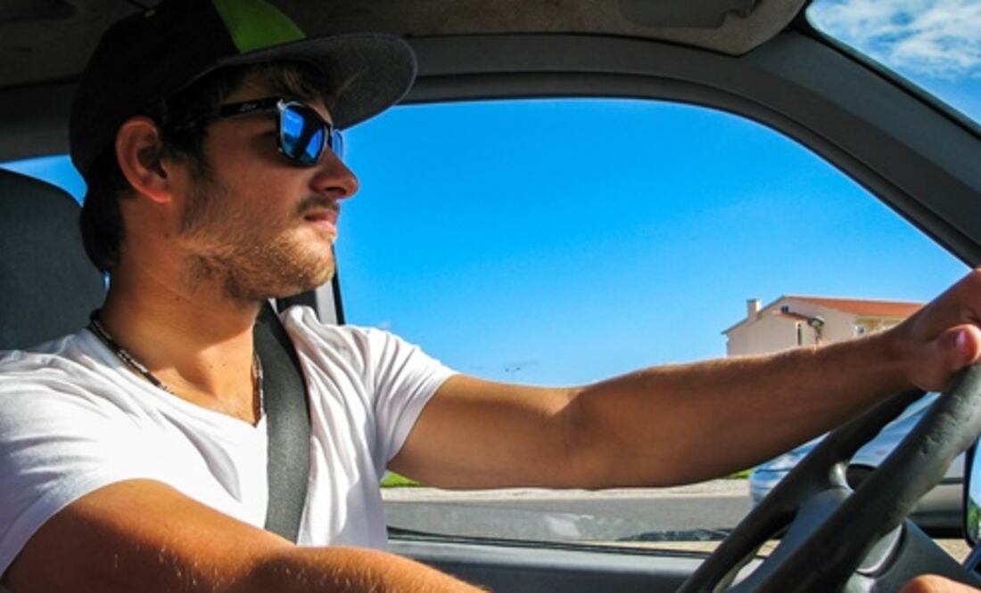 Colorado celebra la emisión de su licencia de conducir número 250,000 para migrantes. Foto: Pixabay