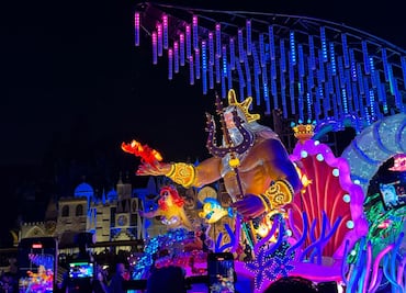De Pixar a un millón de luces: Desfiles para vivir en el 70 aniversario de Disneyland California