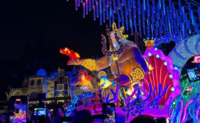 De Pixar a un millón de luces: Desfiles para vivir en el 70 aniversario de Disneyland California