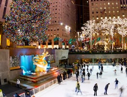 Abre pista de hielo de Rockefeller Center en Nueva York: Fechas, costo y novedades