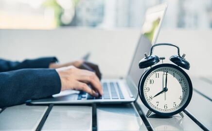 ¿Qué pasó con la reducción de la jornada laboral a 40 horas en México y cuándo entraría en vigor?