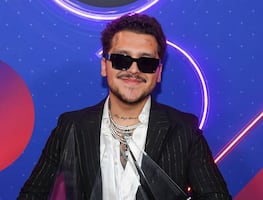 Christian Nodal. Quién es, a cuánto asciende su fortuna y cuántos hijos tiene