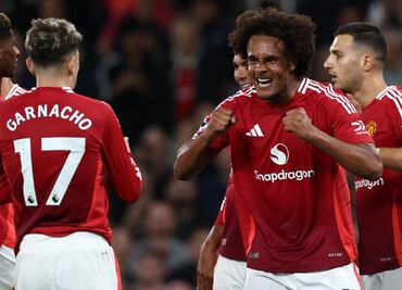 Zirkzee Brilla en su Debut con gol agónico para el Manchester United ante el Fulham. VIDEO