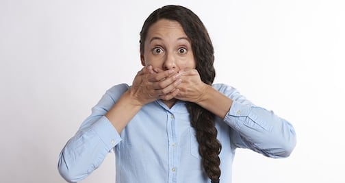 8 causas más comunes de mal aliento