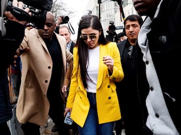 Emma Coronel debuta como modelo en video tras salir de prisión; dice que aún ama a "El Chapo"