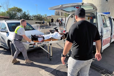 Al menos 8 muertos y más de 2 mil heridos por explosiones de buscapersonas en el Líbano. ¿Qué son los 'mensáfonos'?