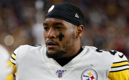 Despiden a jugador de Steelers tras ser arrestado en bar