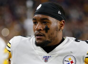 Despiden a jugador de Steelers tras ser arrestado en bar