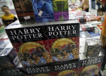 Escuela de Tennessee retira libros de Harry Potter por tener “maldiciones reales”