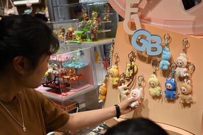 La fiebre de los Labubus: los peluches que cuestan hasta 170 mil dólares y enloquecen a Hollywood