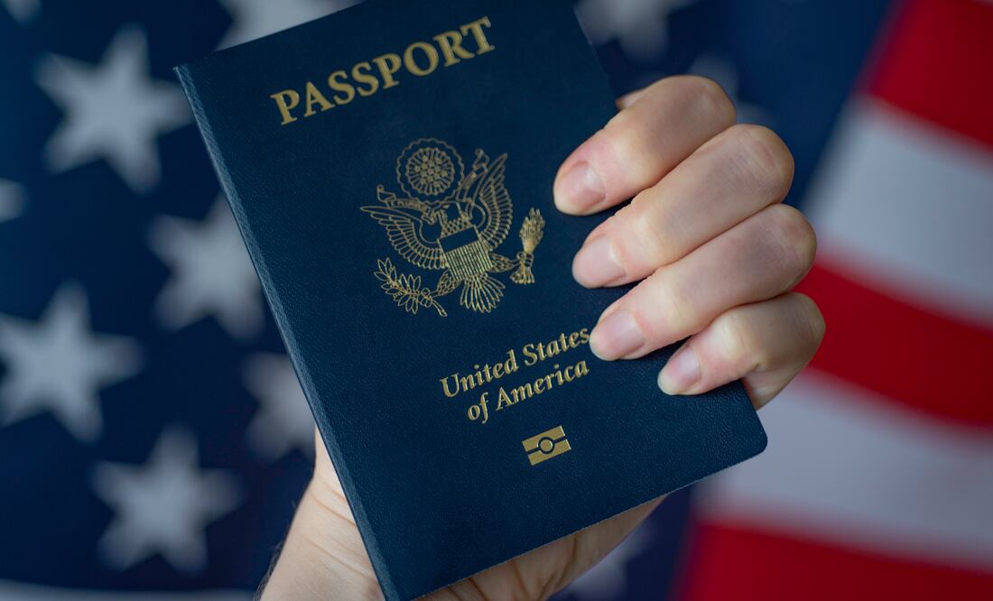 Pasaporte americano/ iStock/Evgenia Parajanian