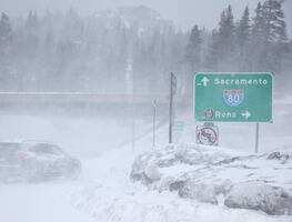 Tormenta histórica azota California: Cierran estaciones de esquí y desalojan Yosemite