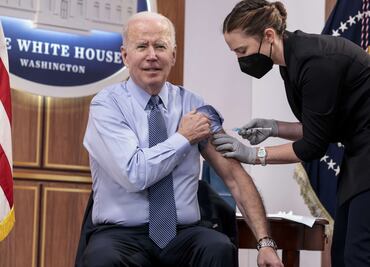 Biden recibe su cuarta dosis de vacuna contra el Covid-19