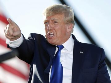 Fiscalía de EU dice que Trump poseía información de "máximo secreto"