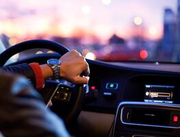 ¿Qué necesita un turista para rentar un auto en Estados Unidos?