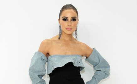 Olivia Culpo luce su figura irreal con microbikini coral en sesión  