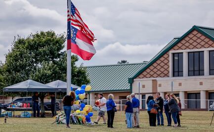 México confirma la muerte de adolescente mexicano en tiroteo en escuela de Georgia