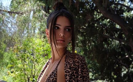 Emily Ratajkowski protagoniza sesión fotográfica en 'bodysuit'
