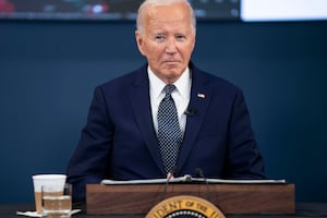 Casa Blanca defiende a Biden tras debate: "No sufre alzhéimer ni demencia"