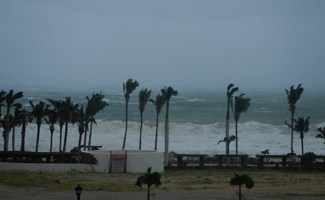 “Chaac se molestó”. Afirman que el dios maya está inundando Yucatán por estatua de Poseidón. Foto: AP