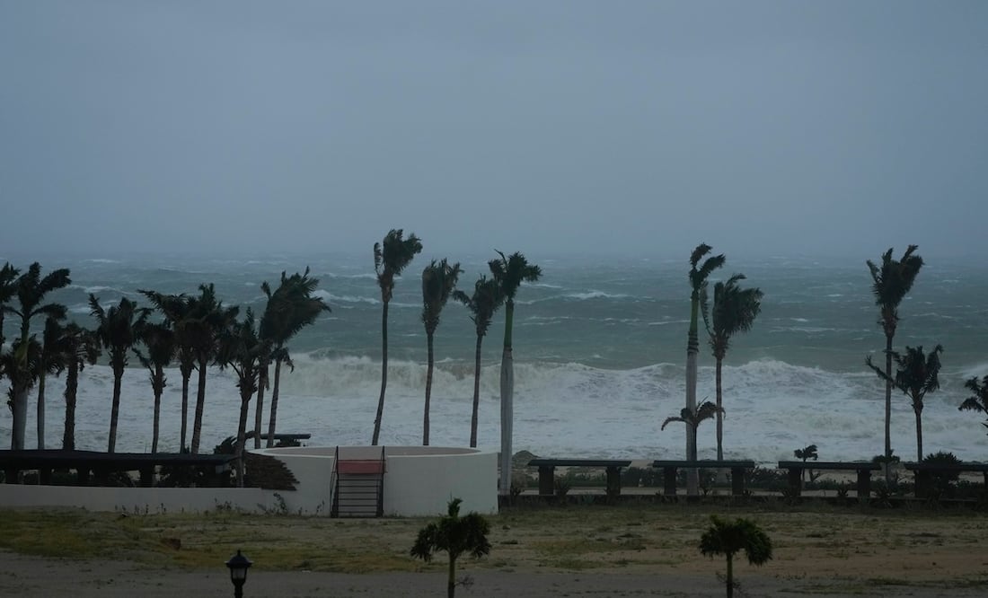Se forma la tormenta tropical Otis en el Pacífico de México; amenaza con fuertes lluvias. Foto: AP