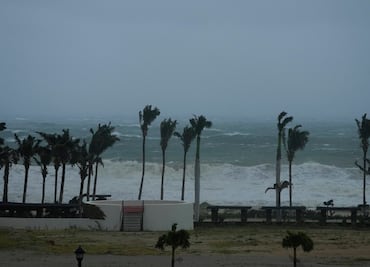 Tormenta tropical Narda se forma frente a las costas de Guerrero y Michoacán: SMN
