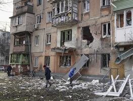 Zelenski denuncia un ataque aéreo ruso contra hospital infantil en Mariúpol