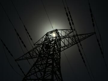 Sheinbaum y CFE confirman apagón masivo en Yucatán, Campeche y Quintana Roo. Lo que se sabe