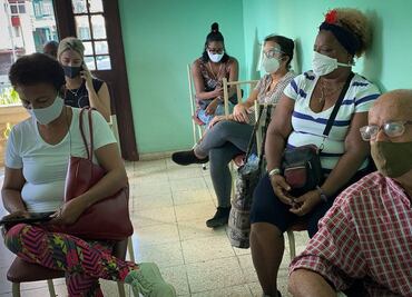 Cuba prueba su vacuna anti covid en grupos de riesgo
