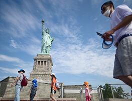 Nueva York implementará puntos de control para viajeros por Covid-19