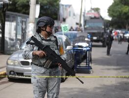 Policía abate a hombre armado que tomó rehén en gimnasio de CDMX: exigía $600 mil de indemnización