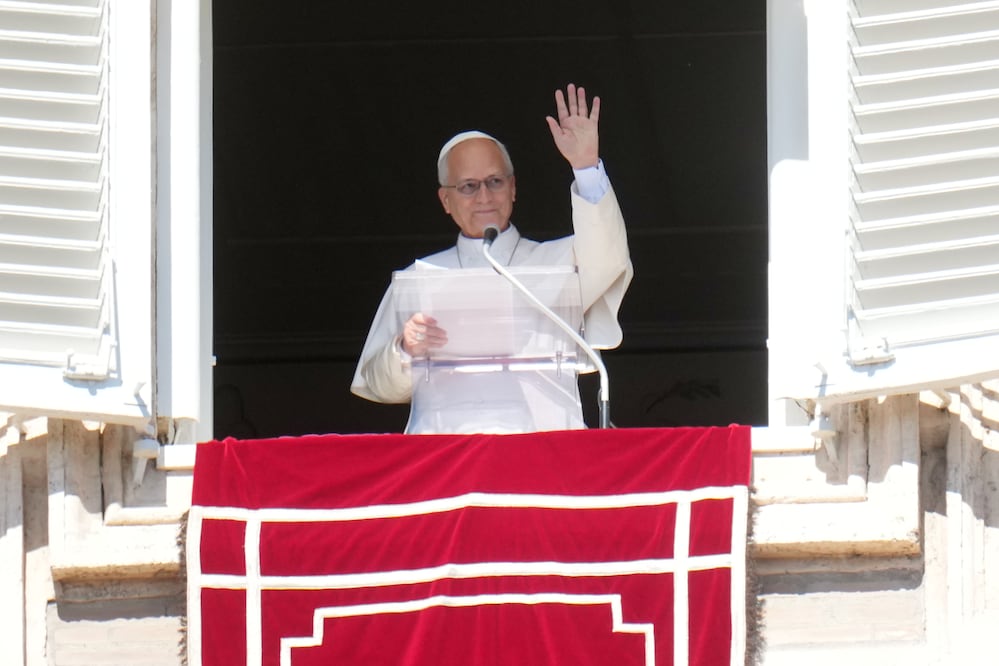 Papa León XIV será operado por un nódulo en el pulmón: esto se sabe sobre su salud. (AP Foto/Gregorio Borgia)