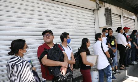 México contrata a 300 médicos y enfermeras en dos días por el Covid-19