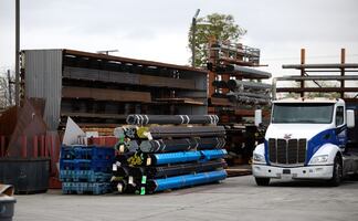 EU cancela duplicar aranceles a acero canadiense luego que Ontario suspende aumento a electricidad