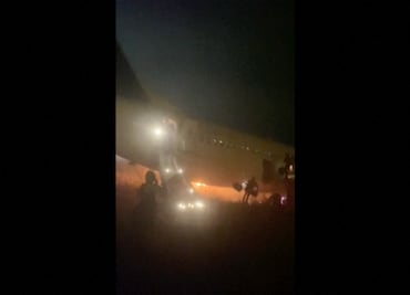 VIRAL. 10 heridos al salirse de pista un avión en aeropuerto de Dakar; cancelan vuelos