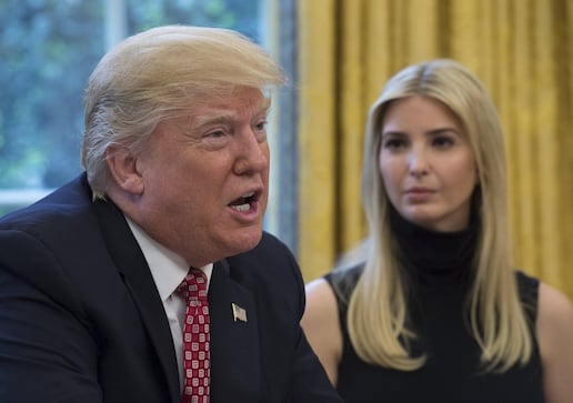 Sobrina de Donald Trump revela el extraño comportamiento del presidente con Ivanka: “Era incómodo”