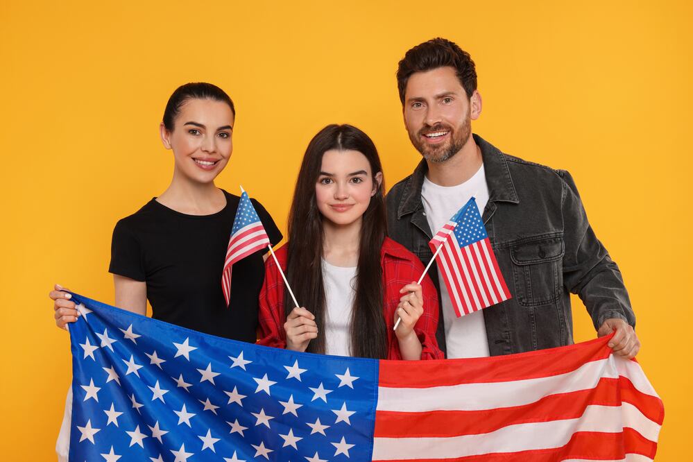 Visa americana/ iStock/Liudmila Chernetska