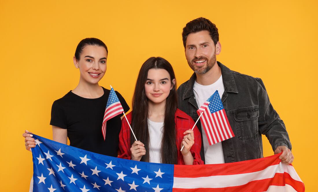 Visa americana/ iStock/Liudmila Chernetska